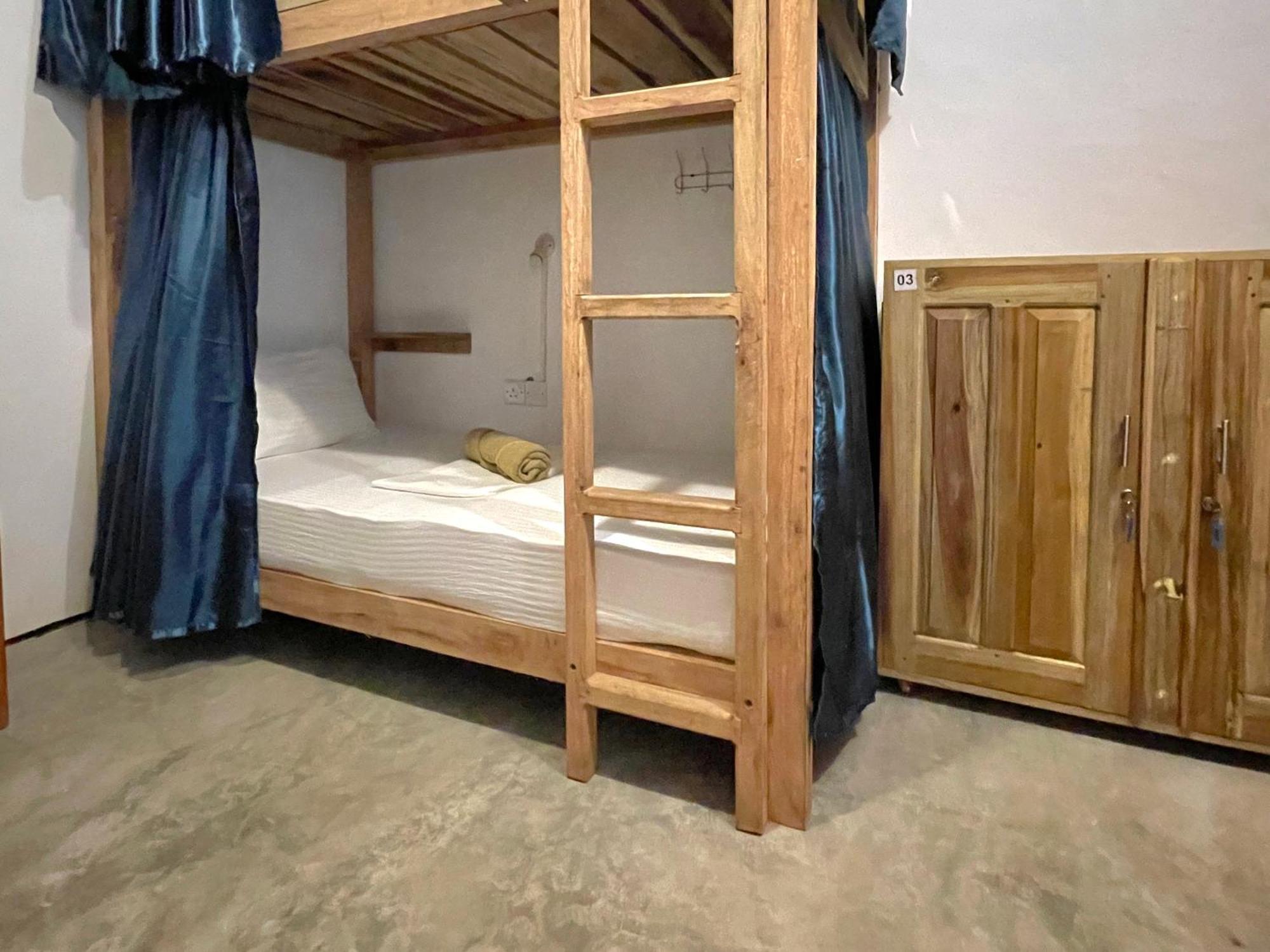 Agra Arugambay Hostel Arugam Bay Szoba fotó